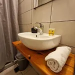 Pelican House Скиатос