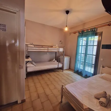 Pelican House Апартаменты Скиатос