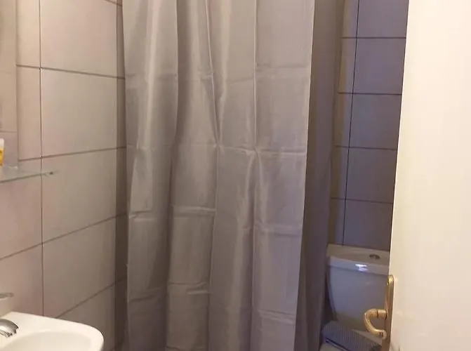 Pelican House アパート